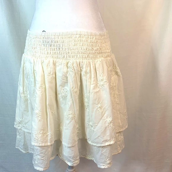 Express White High Waisted Tiered Eyelet Lace Mini Skirt-NWT - Picture 10 of 14